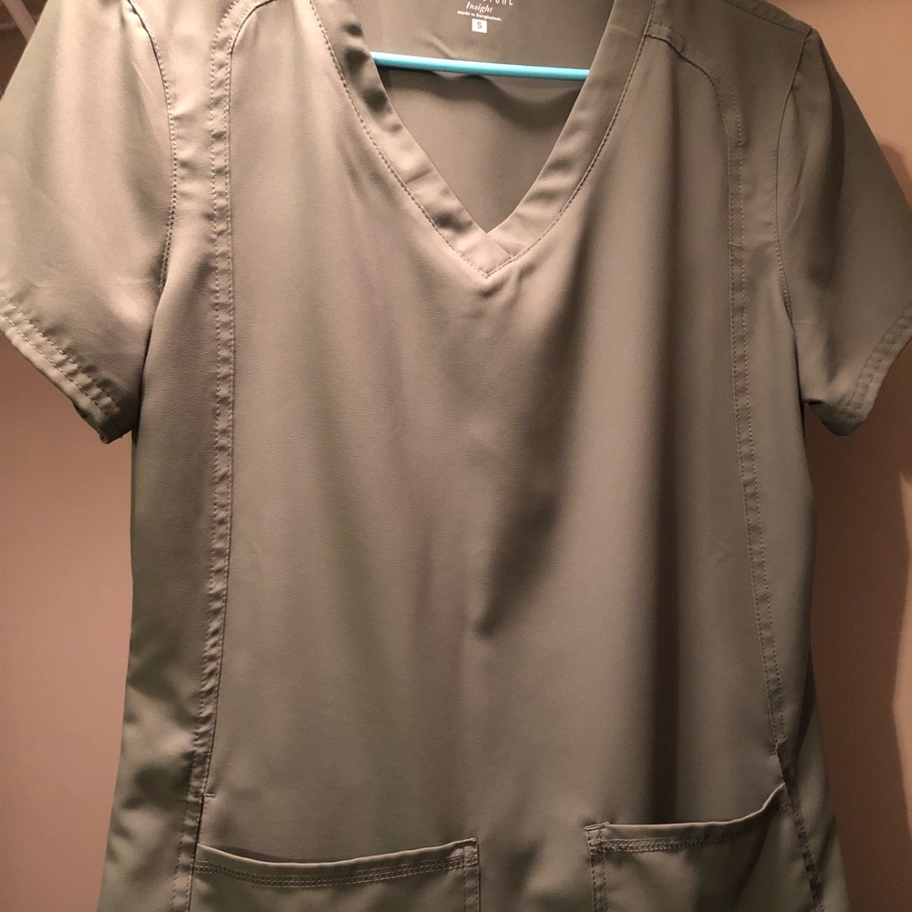 Med couture. Olive green scrubs